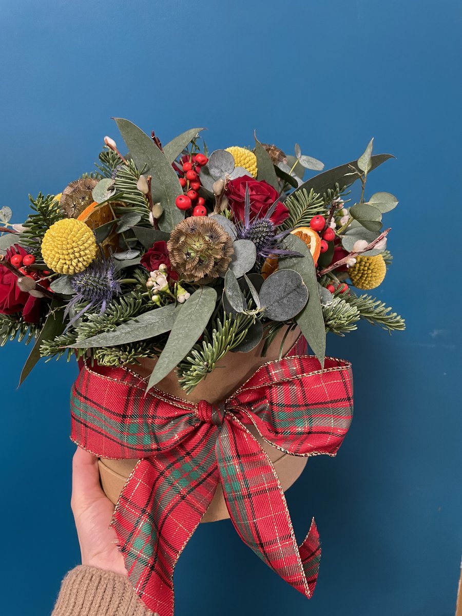 Example gift hat box from Gin House Flowers